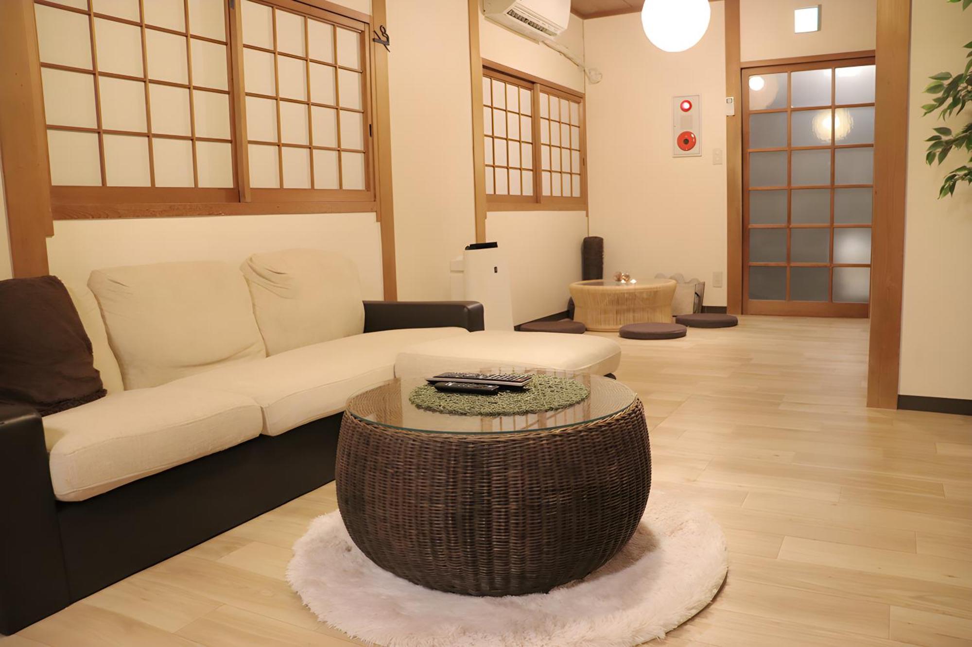 Willa Renewal 天神橋筋六丁目駅徒歩2分 屋上テラス付き一軒家 天満居酒屋街2分 梅田10分 難波15分 Osaka Zewnętrze zdjęcie