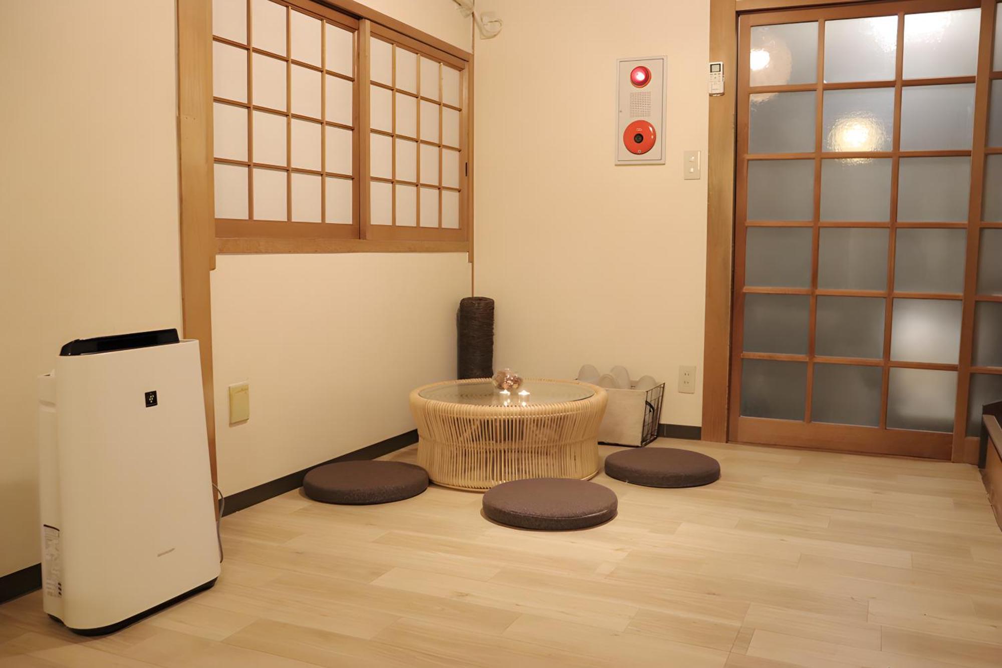 Willa Renewal 天神橋筋六丁目駅徒歩2分 屋上テラス付き一軒家 天満居酒屋街2分 梅田10分 難波15分 Osaka Zewnętrze zdjęcie